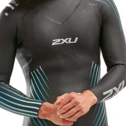 2XU - Mens P:1 Propel Wetsuit - Black/Blue Ombre -Swim and Beyond 2xu mens p 1 propel wetsuit black blue ombre 5