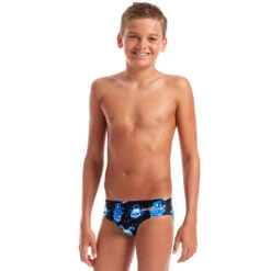Amanzi - Skulduggery Boys Briefs -Swim and Beyond amanzi skulduggery briefs boys swimwear 4