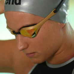 Arena - Cobra Ultra Swipe Mirror Goggles - Yellow Copper/Gold C330 13 Arena - Cobra Ultra Swipe Mirror Goggles - Yellow Copper/Gold C330 -Swim and Beyond arena cobra ultra swipe mirror yellow copper gold 4