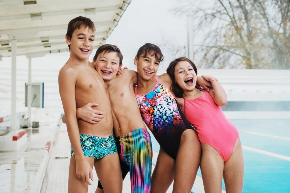 Speedo - Girls Polka Melt Placement VBack Swimsuit - Black/Red 11 Speedo - Girls Polka Melt Placement VBack Swimsuit - Black/Red - Image 11