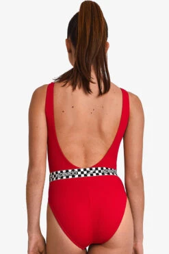 Speedo - Womens Belted Deep U-Back Swimsuit - Red 25 Speedo - Womens Belted Deep U-Back Swimsuit - Red -Swim and Beyond speedo womens belted deep u back swimsuit red 11
