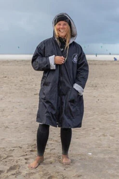 Wave Hawaii - Biso Storm Poncho 15 Wave Hawaii - Biso Storm Poncho -Swim and Beyond wave hawaii biso storm poncho 6