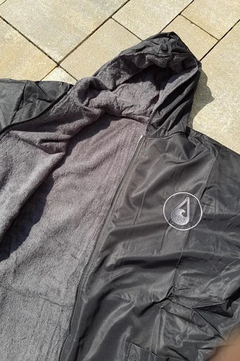 Wave Hawaii - Jety Storm Poncho 3 Wave Hawaii - Jety Storm Poncho - Image 3