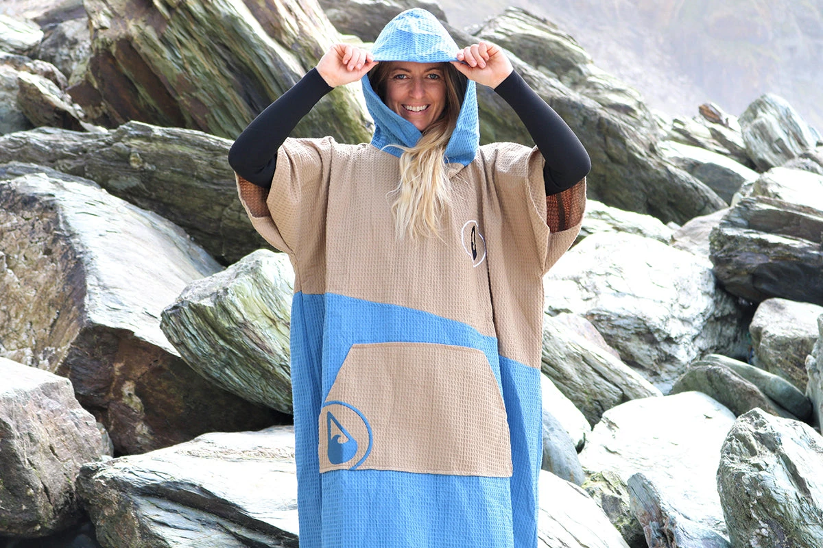 Wave Hawaii - Lighd Poncho 12 Wave Hawaii - Lighd Poncho - Image 12