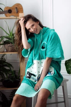 Wave Hawaii - Liz Poncho -Swim and Beyond wave hawaii liz poncho 13