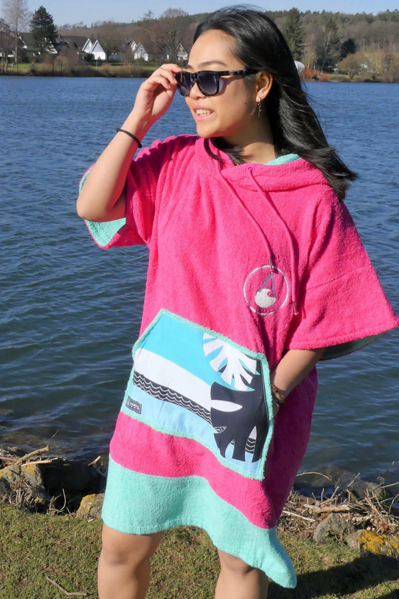 Wave Hawaii - Pink Wave Poncho 8 Wave Hawaii - Pink Wave Poncho - Image 8