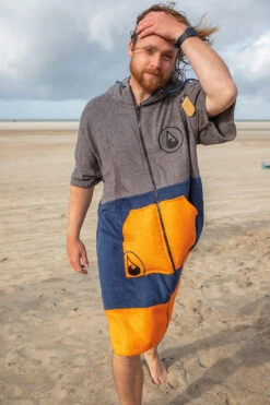 Wave Hawaii - Shany Zip Poncho 15 Wave Hawaii - Shany Zip Poncho -Swim and Beyond wave hawaii shany zip poncho 4