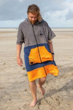 Wave Hawaii - Shany Zip Poncho 17 Wave Hawaii - Shany Zip Poncho -Swim and Beyond wave hawaii shany zip poncho 6