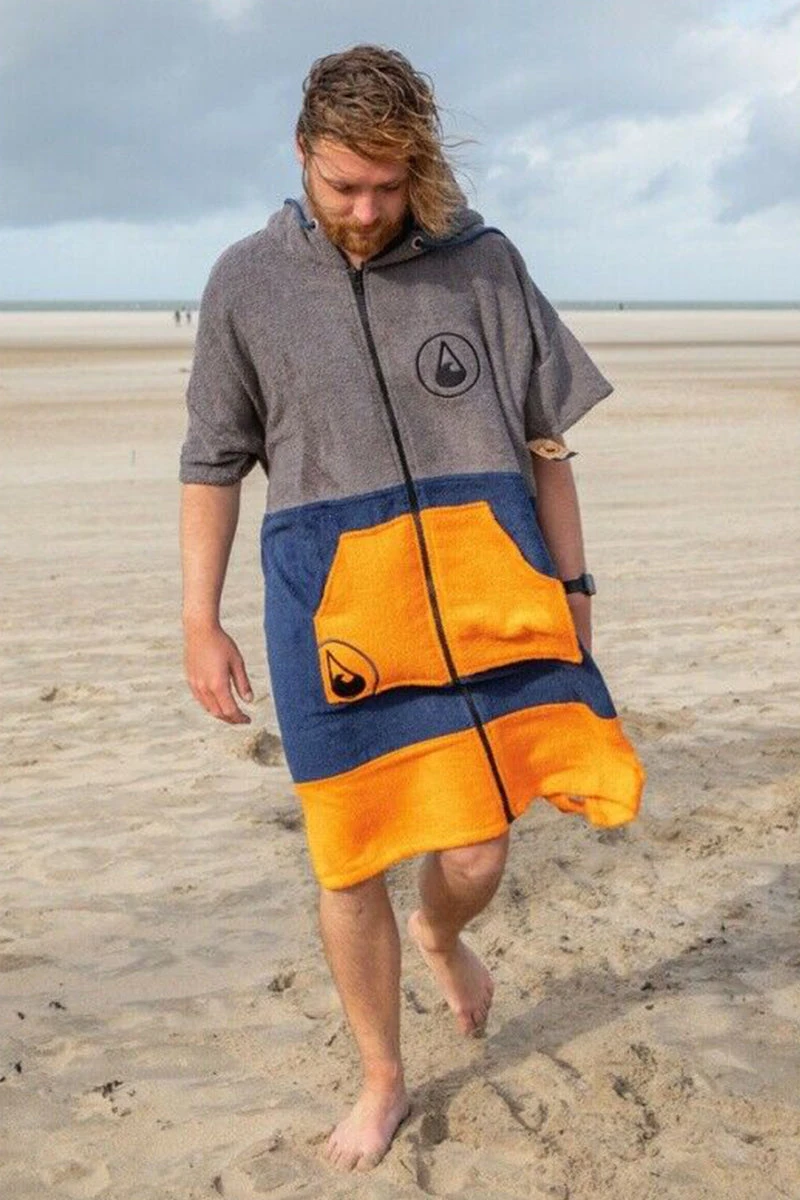 Wave Hawaii - Shany Zip Poncho 6 Wave Hawaii - Shany Zip Poncho - Image 6