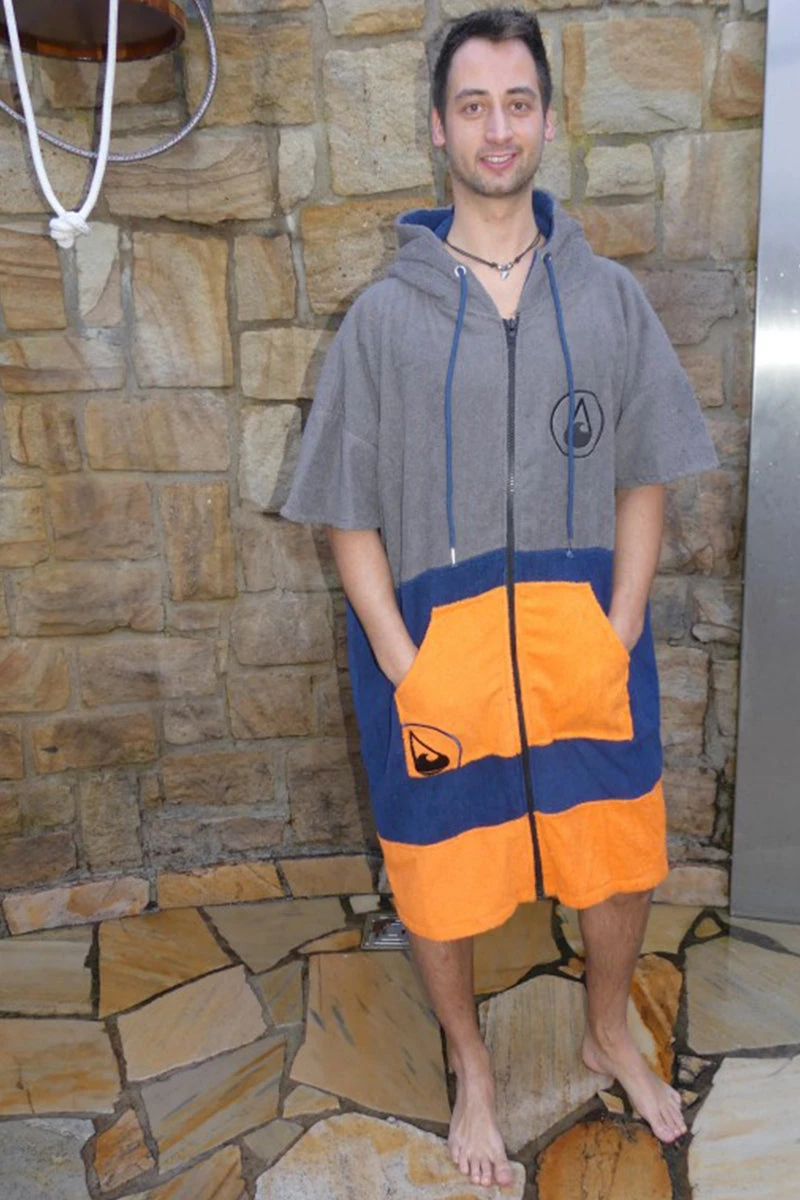 Wave Hawaii - Shany Zip Poncho 8 Wave Hawaii - Shany Zip Poncho - Image 8