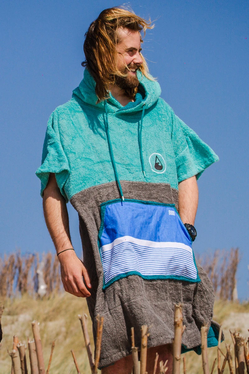 Wave Hawaii - Tres Poncho 6 Wave Hawaii - Tres Poncho - Image 6