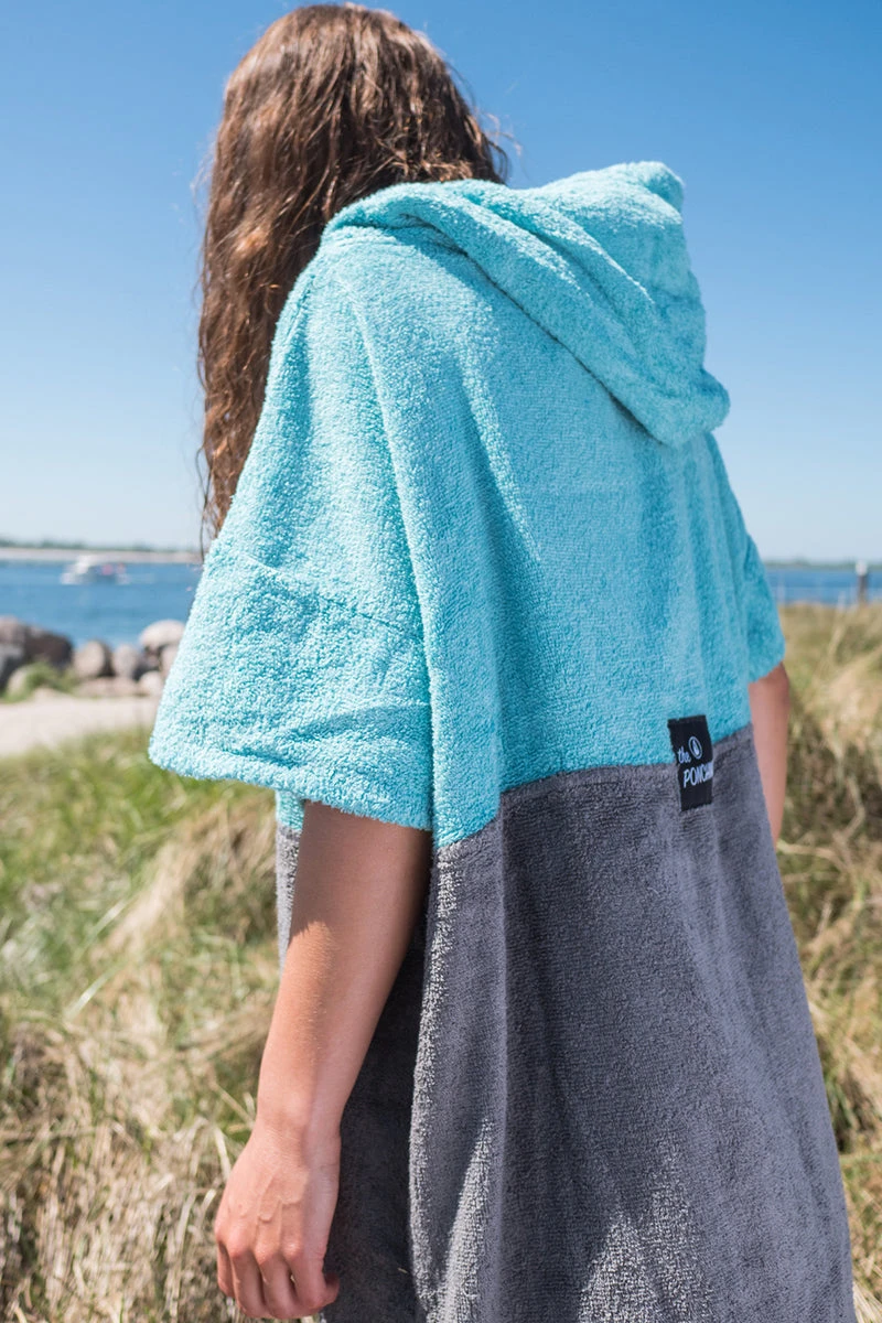 Wave Hawaii - Tres Poncho 9 Wave Hawaii - Tres Poncho - Image 9