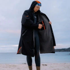 Zone3 - Heat-Tech Polar Fleece Parka Changing Robe Jacket - Black/Orange 17 Zone3 - Heat-Tech Polar Fleece Parka Changing Robe Jacket - Black/Orange -Swim and Beyond zone3 heat tech polar fleece parka changing robe jacket black orange 6