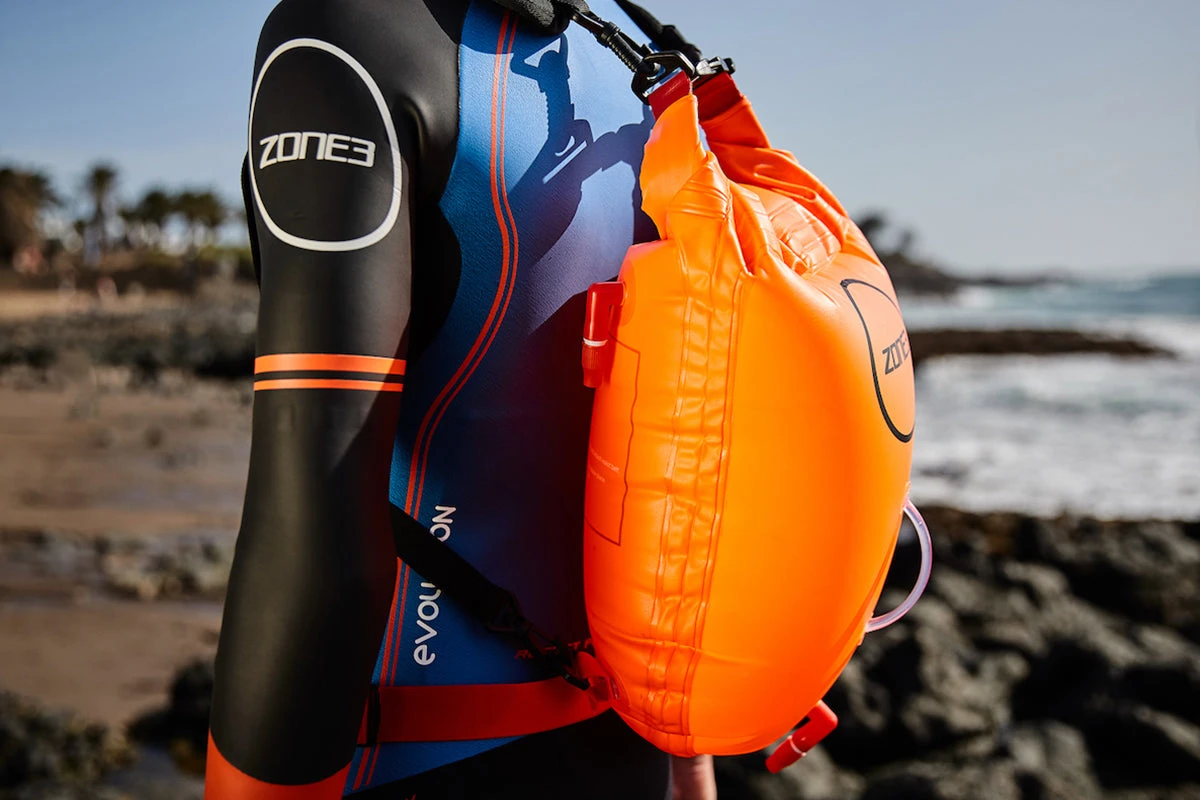 Zone3 - Swim Run Backpack Dry Bag Buoy 28L 10 Zone3 - Swim Run Backpack Dry Bag Buoy 28L - Image 10